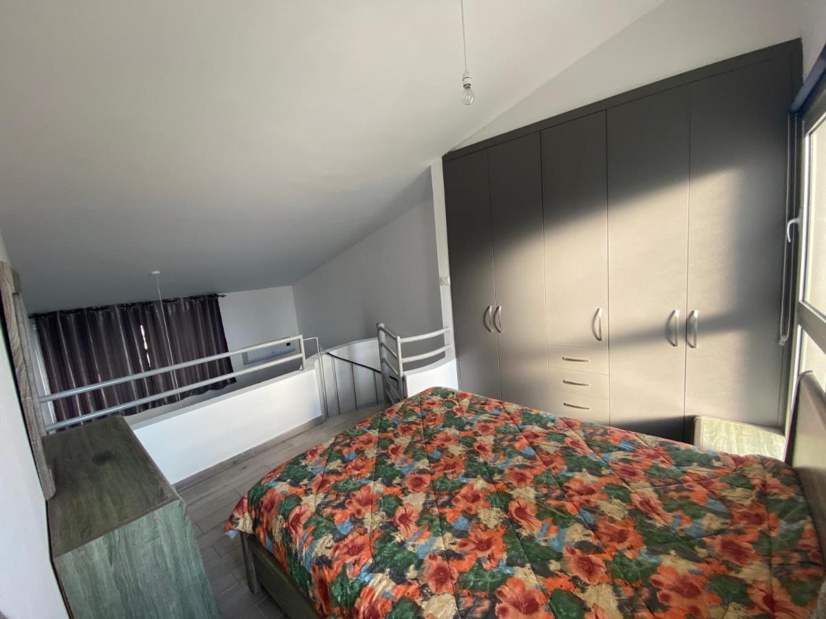 Cosy Apartment In The Heart Of Kato Paphos Exterior photo