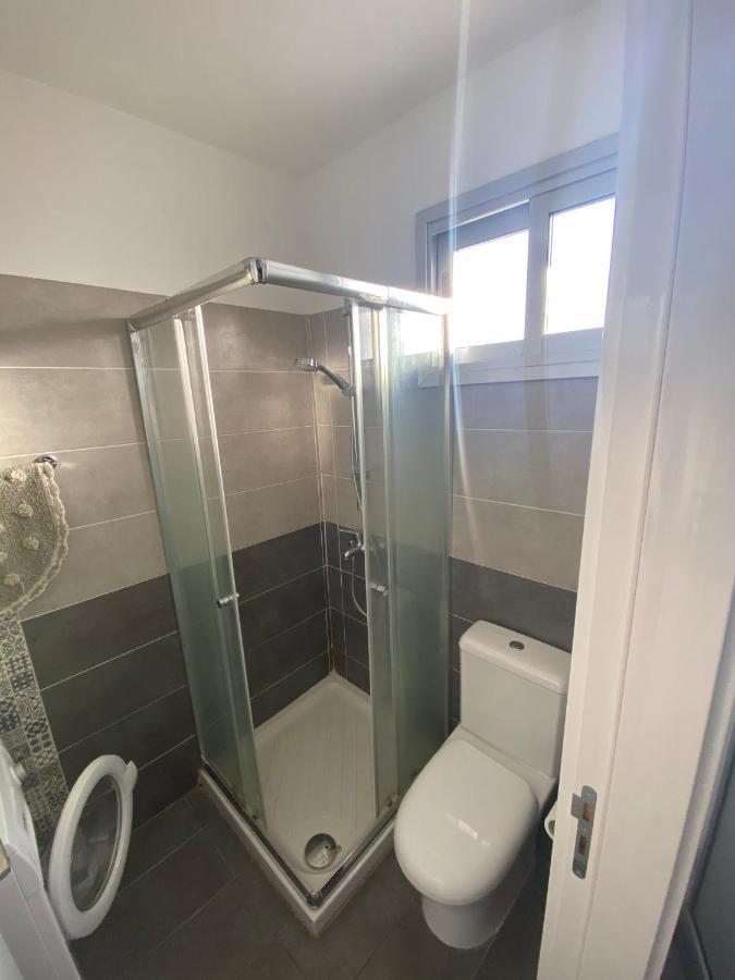 Cosy Apartment In The Heart Of Kato Paphos Exterior photo