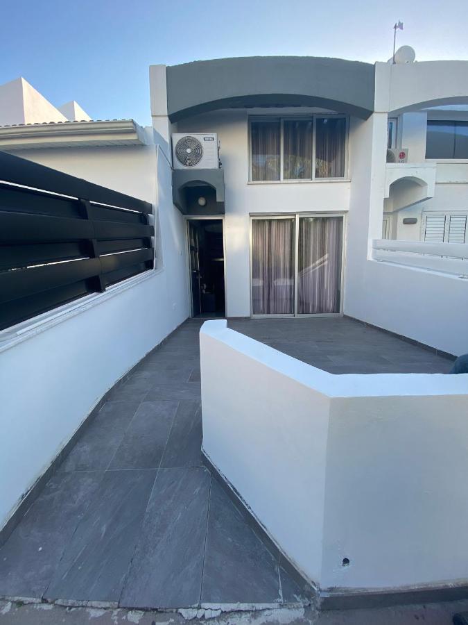 Cosy Apartment In The Heart Of Kato Paphos Exterior photo