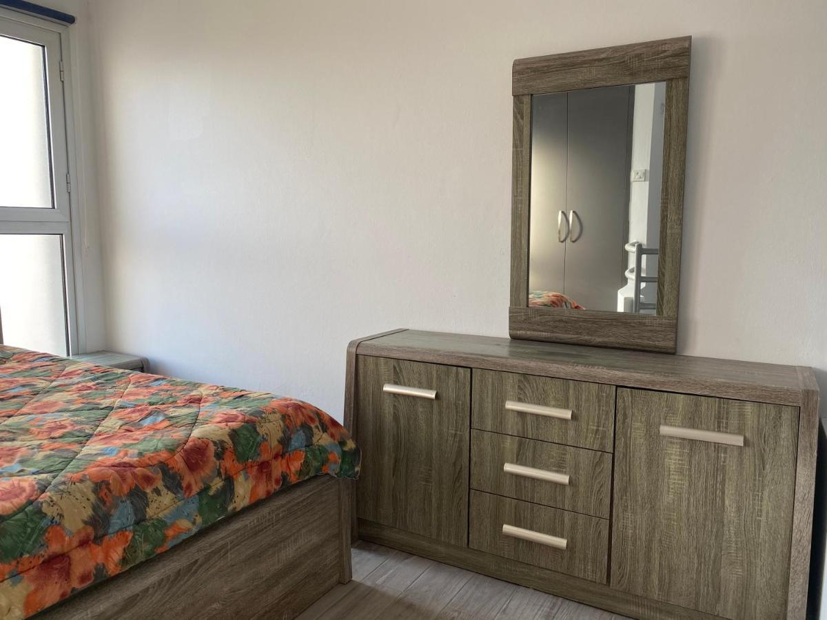 Cosy Apartment In The Heart Of Kato Paphos Exterior photo